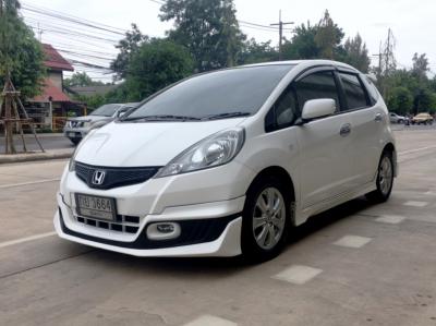 รถบ้าน รถมือสอง Honda Jazz 1.5 i-VTEC รุ่น SV เกียร์ Auto ปี 2011 โดย หญิงรถบ้าน รถมือสองขอนแก่น ราคาถูก ผ่อนสบาย