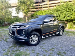 รถบ้าน รถมือสอง Mitsubishi Triton Plus Mega Cab 2.4 GLX เกียร์ MT ปี 2018  โดย หญิงรถบ้าน รถมือสองขอนแก่น ราคาถูก ผ่อนสบาย