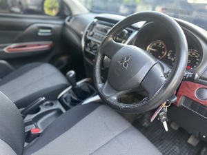 รถบ้าน รถมือสอง Mitsubishi Triton Plus Mega Cab 2.4 GLX เกียร์ MT ปี 2018  โดย หญิงรถบ้าน รถมือสองขอนแก่น ราคาถูก ผ่อนสบาย