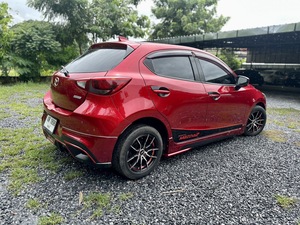 รถบ้าน รถมือสอง Mazda2 Hatchback 1.3 SkyActiv-G High Connect เกียร์ Auto ปี 2017 โดย หญิงรถบ้าน รถมือสองขอนแก่น ราคาถูก ผ่อนสบาย
