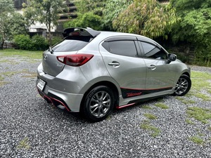 รถบ้าน รถมือสอง Mazda2 Hatchback 1.3 SkyActiv-G High Connect เกียร์ Auto ปี 2017 โดย หญิงรถบ้าน รถมือสองขอนแก่น ราคาถูก ผ่อนสบาย
