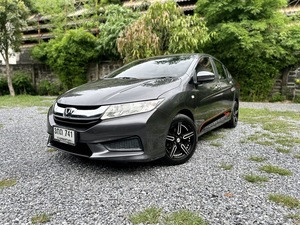 รถบ้าน รถมือสอง Honda City 1.5 i-VTEC รุ่น V Plus เกียร์ Auto ปี 2014 โดย หญิงรถบ้าน รถมือสองขอนแก่น ราคาถูก ผ่อนสบาย