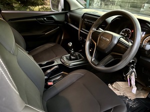 รถบ้าน รถมือสอง ISUZU D-MAX SPACE CAB 1.9 Ddi S ปี 2021 โดย หญิงรถบ้าน รถมือสองขอนแก่น ราคาถูก ผ่อนสบาย