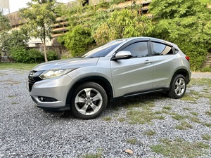 รถบ้าน รถมือสอง Honda HR-V 1.8 รุ่น E ปี 2015 โดย หญิงรถบ้าน รถมือสองขอนแก่น ราคาถูก ผ่อนสบาย