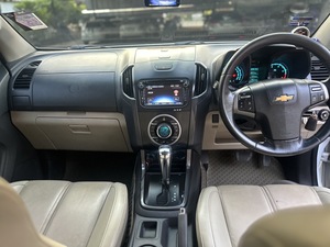 รถบ้าน รถมือสอง Chevrolet Colorado Crew Cab 2.5 LTZ Z71 เกียร์ A/T ปี 2015 โดย หญิงรถบ้าน รถมือสองขอนแก่น ราคาถูก ผ่อนสบาย