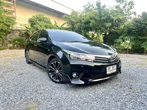 รถบ้าน รถมือสอง Toyota Corolla Altis 1.8 รุ่น S ESPORT เกียร์ Auto ปี 2016 โดย หญิงรถบ้าน รถมือสองขอนแก่น ราคาถูก ผ่อนสบาย