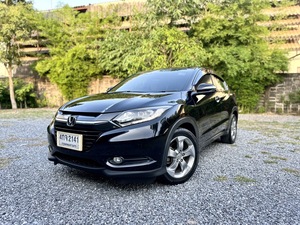 รถบ้าน รถมือสอง Honda HR-V 1.8 i-VTEC รุ่น S  ปี 2015 โดย หญิงรถบ้าน รถมือสองขอนแก่น ราคาถูก ผ่อนสบาย