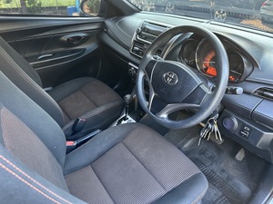 รถบ้าน รถมือสอง Toyota Yaris 1.2 รุ่น E เกียร์ Auto ปี 2015 โดย หญิงรถบ้าน รถมือสองขอนแก่น ราคาถูก ผ่อนสบาย