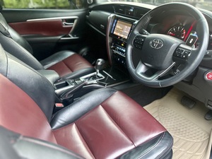 รถบ้าน รถมือสอง Toyota Fortuner 2.8 TRD Sportivo เกียร์ Auto 4WD ปี 2017 โดย หญิงรถบ้าน รถมือสองขอนแก่น ราคาถูก ผ่อนสบาย