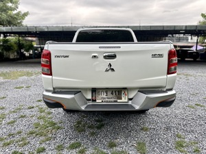 รถบ้าน รถมือสอง Mitsubishi Triton Plus Double Cab 2.4 GLS เกียร์ MT ปี 2017 โดย หญิงรถบ้าน รถมือสองขอนแก่น ราคาถูก ผ่อนสบาย
