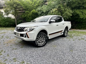 รถบ้าน รถมือสอง Mitsubishi Triton Plus Double Cab 2.4 GLS เกียร์ MT ปี 2017 โดย หญิงรถบ้าน รถมือสองขอนแก่น ราคาถูก ผ่อนสบาย