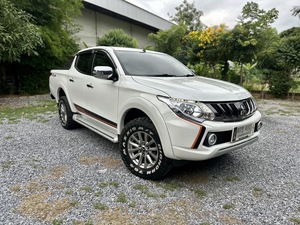 รถบ้าน รถมือสอง Mitsubishi Triton Plus Double Cab 2.4 GLS เกียร์ MT ปี 2017 โดย หญิงรถบ้าน รถมือสองขอนแก่น ราคาถูก ผ่อนสบาย
