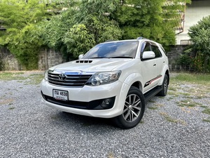 รถบ้าน รถมือสอง Toyota Fortuner 3.0 DDi VN Turbo รุ่น V เกียร์ Auto ปี 2013 โดย หญิงรถบ้าน รถมือสองขอนแก่น ราคาถูก ผ่อนสบาย