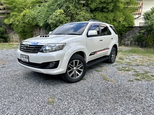 รถบ้าน รถมือสอง Toyota Fortuner 3.0 DDi VN Turbo รุ่น V เกียร์ Auto ปี 2013 โดย หญิงรถบ้าน รถมือสองขอนแก่น ราคาถูก ผ่อนสบาย