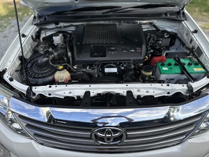 รถบ้าน รถมือสอง Toyota Fortuner 3.0 DDi VN Turbo รุ่น V เกียร์ Auto ปี 2013 โดย หญิงรถบ้าน รถมือสองขอนแก่น ราคาถูก ผ่อนสบาย