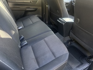 รถบ้าน รถมือสอง Toyota Hilux Revo Prerunner Double Cab 2.4 รุ่น E เกียร์ M/T ปี 2018 โดย หญิงรถบ้าน รถมือสองขอนแก่น ราคาถูก ผ่อนสบาย