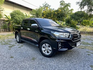 รถบ้าน รถมือสอง Toyota Hilux Revo Prerunner Double Cab 2.4 รุ่น E เกียร์ M/T ปี 2018 โดย หญิงรถบ้าน รถมือสองขอนแก่น ราคาถูก ผ่อนสบาย
