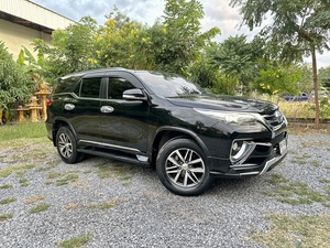 รถบ้าน รถมือสอง Toyota Fortuner 2.4 รุ่น V เกียร์ Auto  ปี 2017 โดย หญิงรถบ้าน รถมือสองขอนแก่น ราคาถูก ผ่อนสบาย