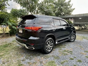 รถบ้าน รถมือสอง Toyota Fortuner 2.4 รุ่น V เกียร์ Auto  ปี 2017 โดย หญิงรถบ้าน รถมือสองขอนแก่น ราคาถูก ผ่อนสบาย