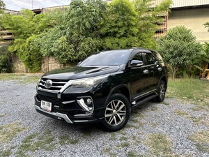 รถบ้าน รถมือสอง Toyota Fortuner 2.4 รุ่น V เกียร์ Auto  ปี 2017 โดย หญิงรถบ้าน รถมือสองขอนแก่น ราคาถูก ผ่อนสบาย