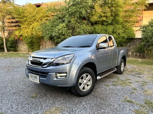 รถบ้าน รถมือสอง ISUZU D-MAX Hi-lander Space Cab 2.5 Z Ddi เกียร์ Auto ปี 2014 โดย หญิงรถบ้าน รถมือสองขอนแก่น ราคาถูก ผ่อนสบาย