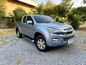 รถบ้าน รถมือสอง ISUZU D-MAX Hi-lander Space Cab 2.5 Z Ddi เกียร์ Auto ปี 2014 โดย หญิงรถบ้าน รถมือสองขอนแก่น ราคาถูก ผ่อนสบาย