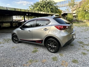 รถบ้าน รถมือสอง Mazda2 Hatchback 1.3 SkyActiv-G High Plus เกียร์ Auto ปี 2017 โดย หญิงรถบ้าน รถมือสองขอนแก่น ราคาถูก ผ่อนสบาย