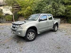 รถบ้าน รถมือสอง ISUZU D-MAX Hi-Lander 4-Door 2.5 Ddi i-TEQ  เกียร์  M/T ปี 2009  โดย หญิงรถบ้าน รถมือสองขอนแก่น ราคาถูก ผ่อนสบาย
