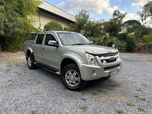 รถบ้าน รถมือสอง ISUZU D-MAX Hi-Lander 4-Door 2.5 Ddi i-TEQ  เกียร์  M/T ปี 2009  โดย หญิงรถบ้าน รถมือสองขอนแก่น ราคาถูก ผ่อนสบาย