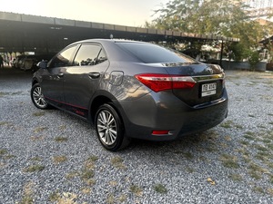 รถบ้าน รถมือสอง Toyota Corolla Altis 1.8 รุ่น E เกียร์ Auto ปี 2016 โดย หญิงรถบ้าน รถมือสองขอนแก่น ราคาถูก ผ่อนสบาย