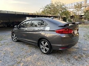 รถบ้าน รถมือสอง Honda City 1.5 i-VTEC รุ่น SV เกียร์ Auto ปี 2016 โดย หญิงรถบ้าน รถมือสองขอนแก่น ราคาถูก ผ่อนสบาย