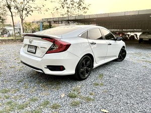 รถบ้าน รถมือสอง Honda Civic 1.8 i-VTEC รุ่น EL เกียร์ Auto ปี 2019 โดย หญิงรถบ้าน รถมือสองขอนแก่น ราคาถูก ผ่อนสบาย