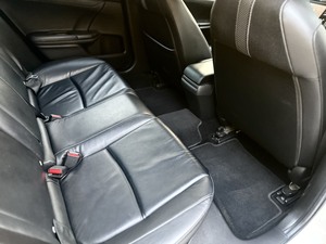 รถบ้าน รถมือสอง Honda Civic 1.8 i-VTEC รุ่น EL เกียร์ Auto ปี 2019 โดย หญิงรถบ้าน รถมือสองขอนแก่น ราคาถูก ผ่อนสบาย