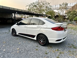 รถบ้าน รถมือสอง Honda City 1.5 i-VTEC รุ่น S เกียร์ Auto ปี 2017 โดย หญิงรถบ้าน รถมือสองขอนแก่น ราคาถูก ผ่อนสบาย