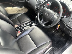 รถบ้าน รถมือสอง Honda City 1.5 i-VTEC รุ่น S เกียร์ Auto ปี 2016 โดย หญิงรถบ้าน รถมือสองขอนแก่น ราคาถูก ผ่อนสบาย