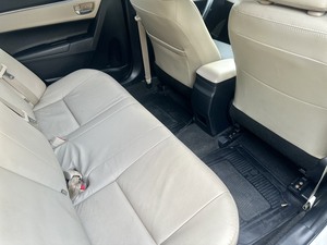 รถบ้าน รถมือสอง Toyota Corolla Altis 1.6 รุ่น G เกียร์ Auto ปี 2015 โดย หญิงรถบ้าน รถมือสองขอนแก่น ราคาถูก ผ่อนสบาย