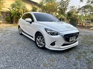 รถบ้าน รถมือสอง Mazda2 Sedan 1.3 SkyActiv-G High Connect เกียร์ Auto ปี 2016 โดย หญิงรถบ้าน รถมือสองขอนแก่น ราคาถูก ผ่อนสบาย