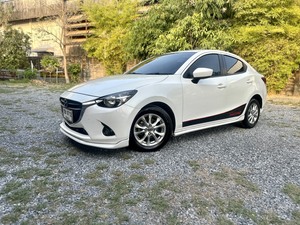 รถบ้าน รถมือสอง Mazda2 Sedan 1.3 SkyActiv-G High Connect เกียร์ Auto ปี 2016 โดย หญิงรถบ้าน รถมือสองขอนแก่น ราคาถูก ผ่อนสบาย