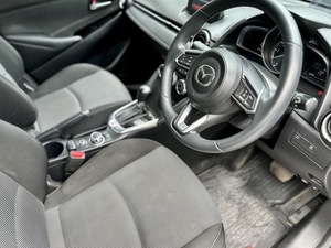 รถบ้าน รถมือสอง Mazda2 Hatchback 1.3 SkyActiv-G High Connect เกียร์ Auto ปี 2017 โดย หญิงรถบ้าน รถมือสองขอนแก่น ราคาถูก ผ่อนสบาย