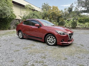 รถบ้าน รถมือสอง Mazda2 Sedan 1.3 SkyActiv-G High Connect เกียร์ Auto ปี 2015 โดย หญิงรถบ้าน รถมือสองขอนแก่น ราคาถูก ผ่อนสบาย