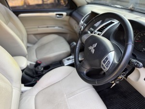 รถบ้าน รถมือสอง Mitsubishi Pajero Sports 2.5 VGT รุ่น GLS เกียร์ Auto 2WD ปี 2012 โดย หญิงรถบ้าน รถมือสองขอนแก่น ราคาถูก ผ่อนสบาย