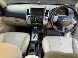 รถบ้าน รถมือสอง Mitsubishi Pajero Sports 2.5 VGT รุ่น GLS เกียร์ Auto 2WD ปี 2012 โดย หญิงรถบ้าน รถมือสองขอนแก่น ราคาถูก ผ่อนสบาย