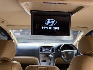 รถบ้าน รถมือสอง Hyundai H-1 2.5 Deluxe Van เกียร์ Auto ปี 2018  โดย หญิงรถบ้าน รถมือสองขอนแก่น ราคาถูก ผ่อนสบาย