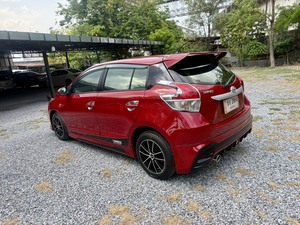 รถบ้าน รถมือสอง Toyota Yaris 1.2 รุ่น E เกียร์ Auto ปี 2015 โดย หญิงรถบ้าน รถมือสองขอนแก่น ราคาถูก ผ่อนสบาย