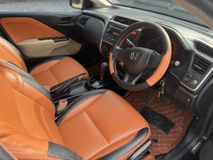 รถบ้าน รถมือสอง Honda City 1.5 i-VTEC รุ่น S เกียร์ Auto ปี 2014  โดย หญิงรถบ้าน รถมือสองขอนแก่น ราคาถูก ผ่อนสบาย