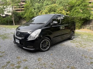 รถบ้าน รถมือสอง Hyundai H-1 2.5 Deluxe Van เกียร์ Auto ปี 2018  โดย หญิงรถบ้าน รถมือสองขอนแก่น ราคาถูก ผ่อนสบาย