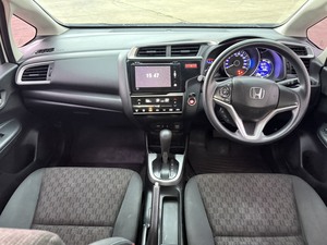 รถบ้าน รถมือสอง Honda Jazz 1.5 i-VTEC รุ่น SV เกียร์ Auto ปี 2015 โดย หญิงรถบ้าน รถมือสองขอนแก่น ราคาถูก ผ่อนสบาย