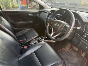รถบ้าน รถมือสอง Honda City 1.5 i-VTEC รุ่น V Plus เกียร์ Auto ปี 2017 โดย หญิงรถบ้าน รถมือสองขอนแก่น ราคาถูก ผ่อนสบาย