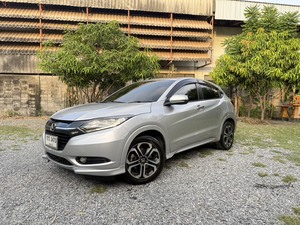 รถบ้าน รถมือสอง Honda HR-V 1.8 รุ่น EL เกียร์ Auto ปี 2015  โดย หญิงรถบ้าน รถมือสองขอนแก่น ราคาถูก ผ่อนสบาย