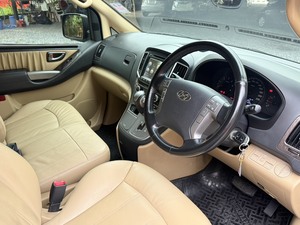 รถบ้าน รถมือสอง Hyundai H-1 2.5 Deluxe Van เกียร์ Auto ปี 2017 โดย หญิงรถบ้าน รถมือสองขอนแก่น ราคาถูก ผ่อนสบาย